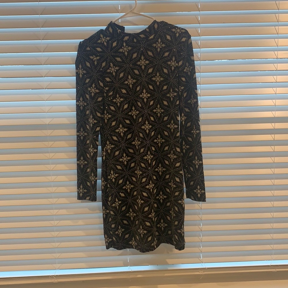 Size:4, TOPSHOP, black, silver and white. Sparkly.